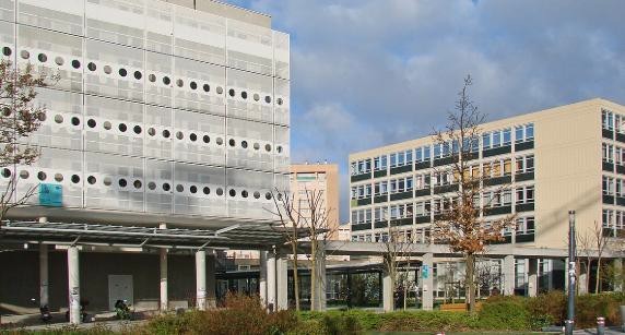 L’attribut alt de cette image est vide, son nom de fichier est nanterre.jpg.